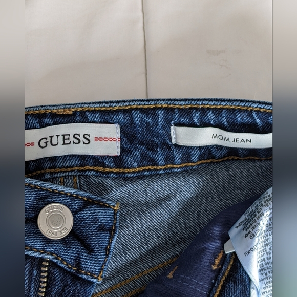 ✨HOST PICK✨ Guess Eco Distressed High Rise Mom Jeans - Picture 7 of 9